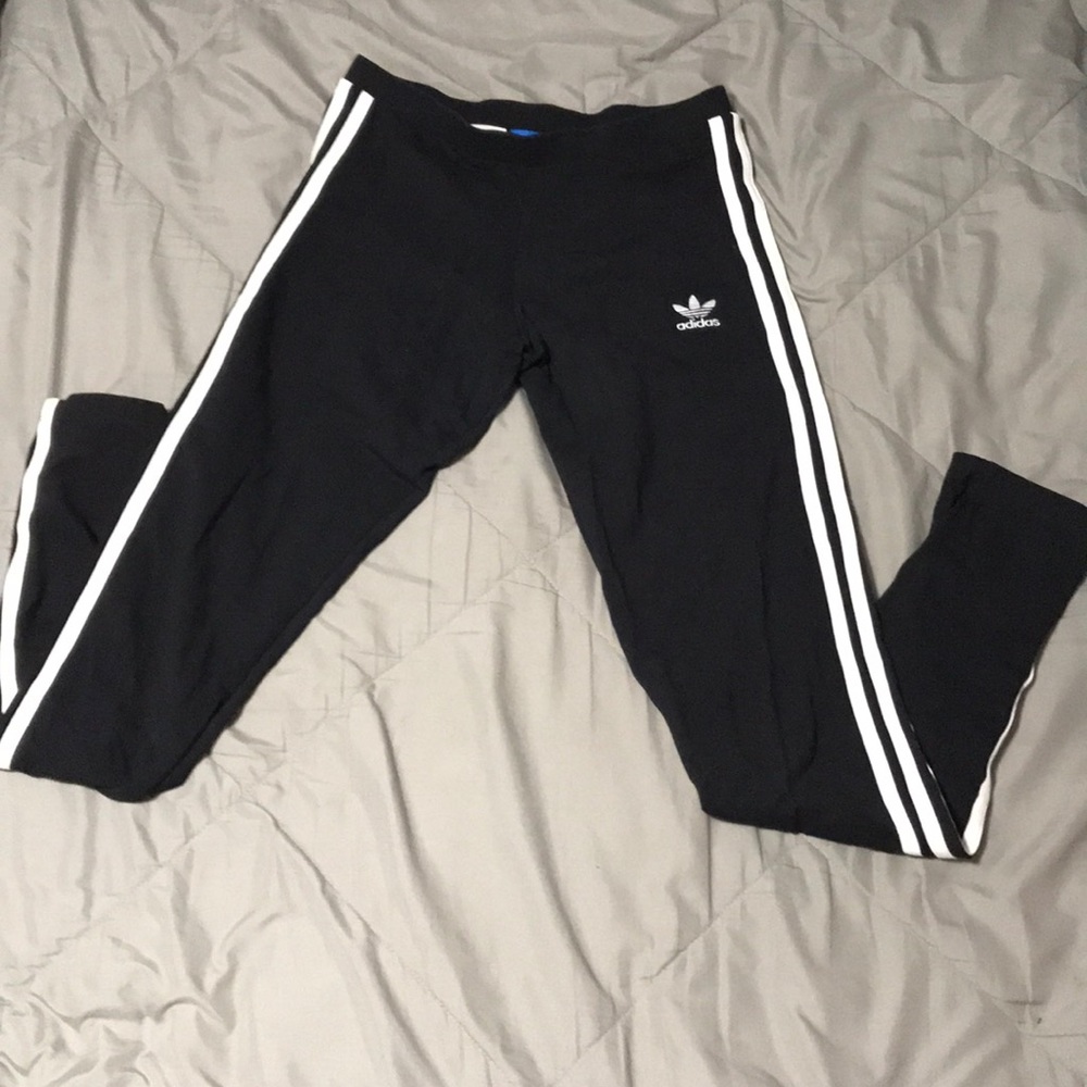Barely worn adidas leggings